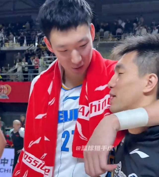 依据推翻该